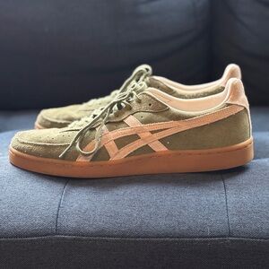 Onitsuka Tiger GSM in Moss / White Style # 1183C436.300
